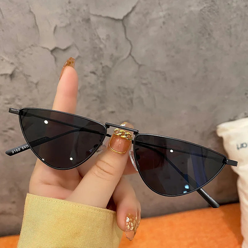 Estilo e Proteção dos Óculos de Sol Luxe Moda 2025- Cat Eye UV400
