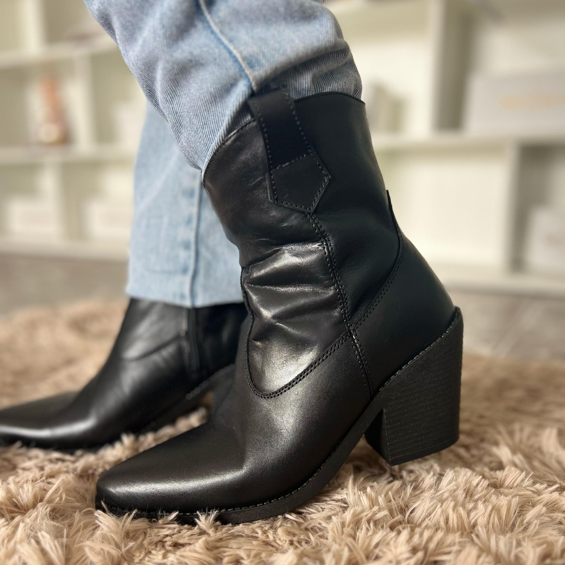 Bota de Couro- Noir West