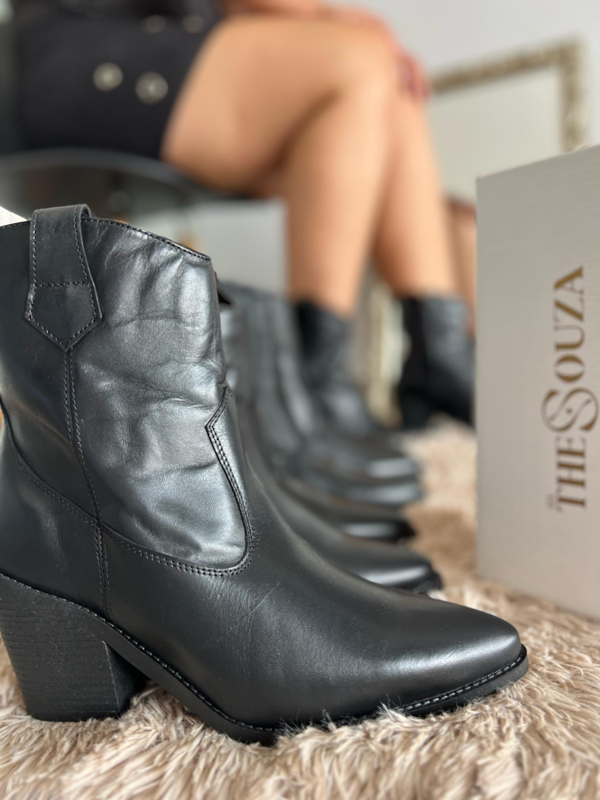 Bota de Couro- Noir West
