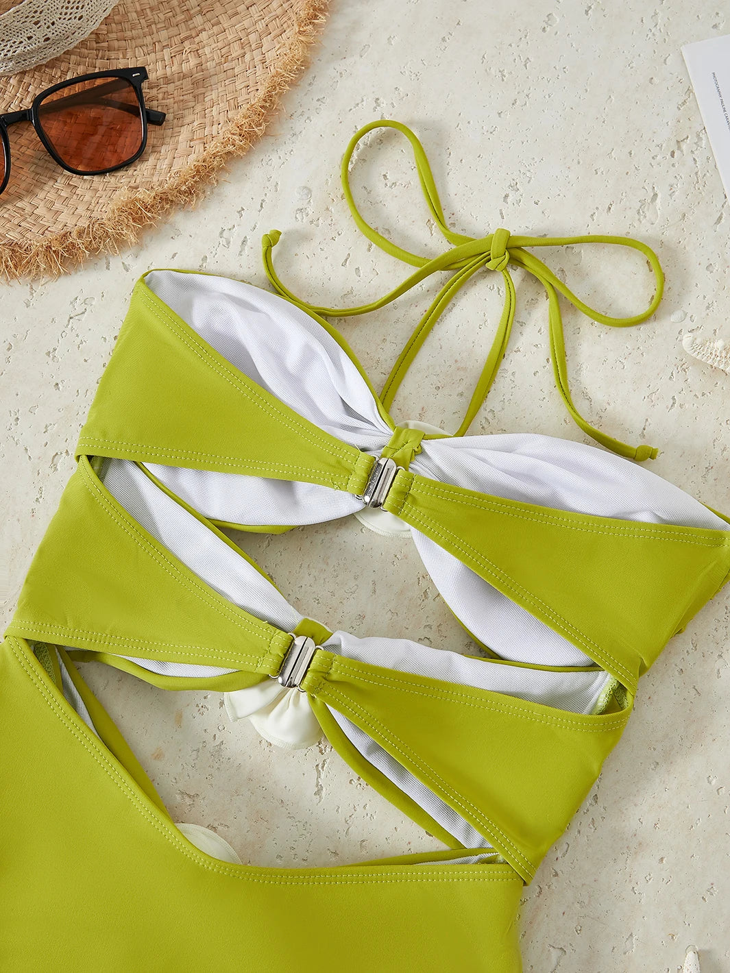 Maiô Elegância Floral para o Verão- Flor de Areia