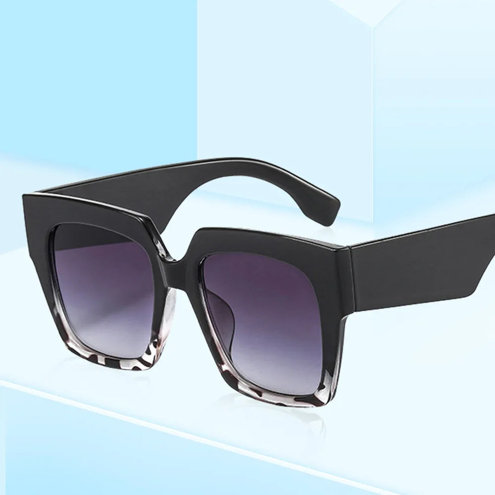 Moda Verão 2024- Óculos Square Vision UV400